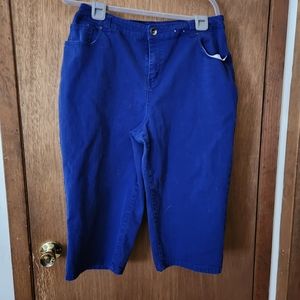 Women Capri Pants